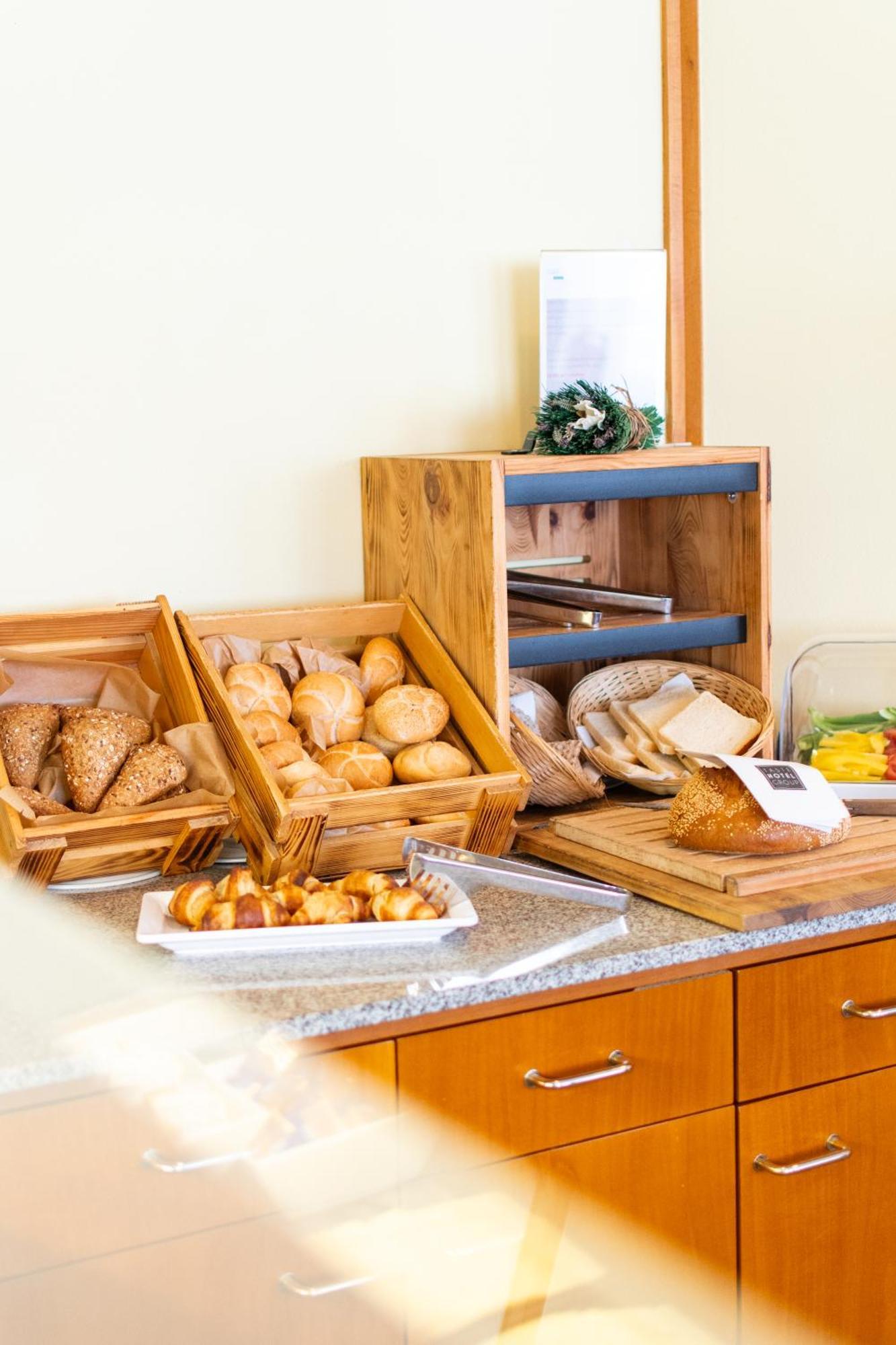 Taste Smart Hotel Lampertheim Bagian luar foto