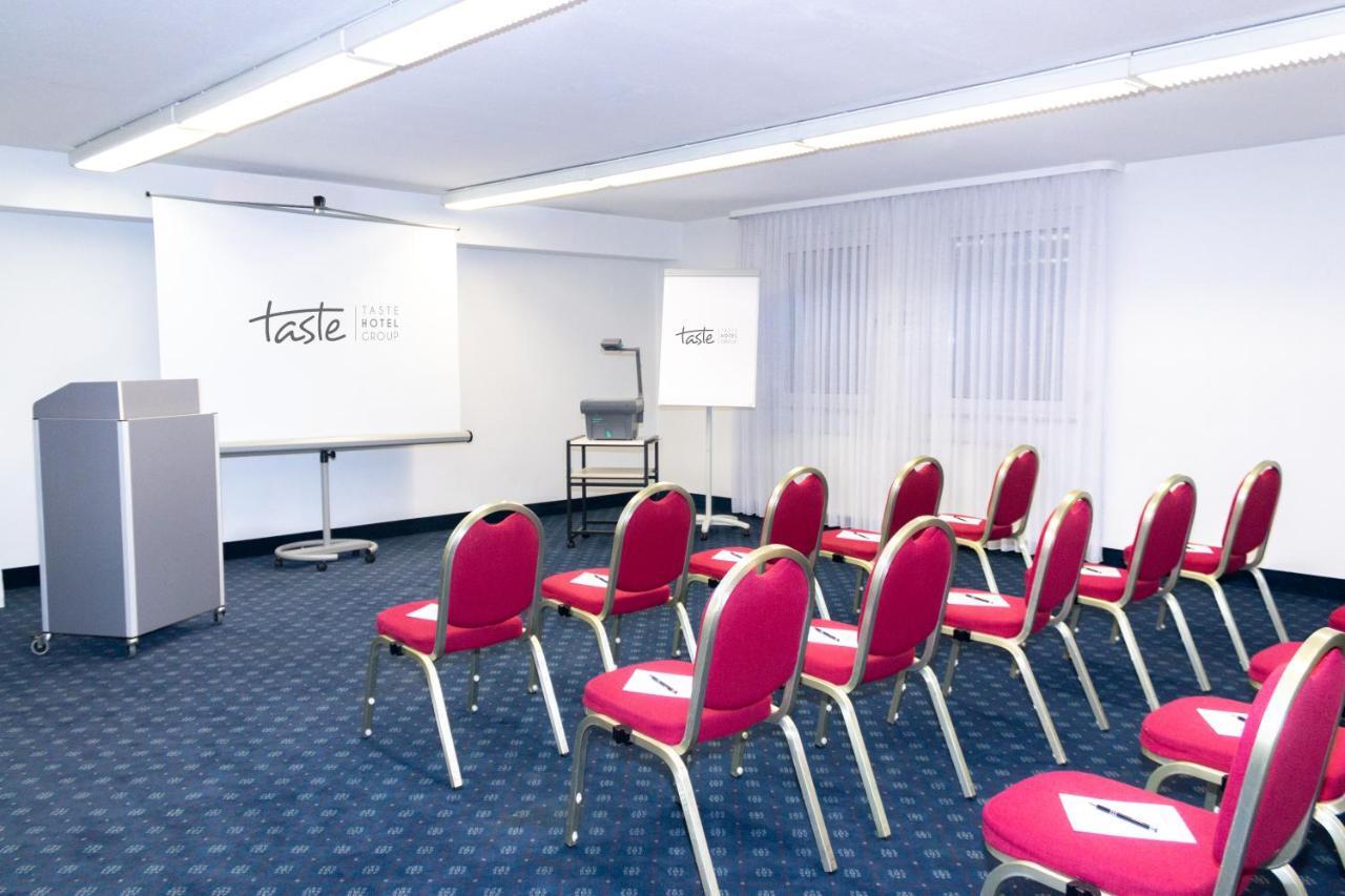 Taste Smart Hotel Lampertheim Bagian luar foto